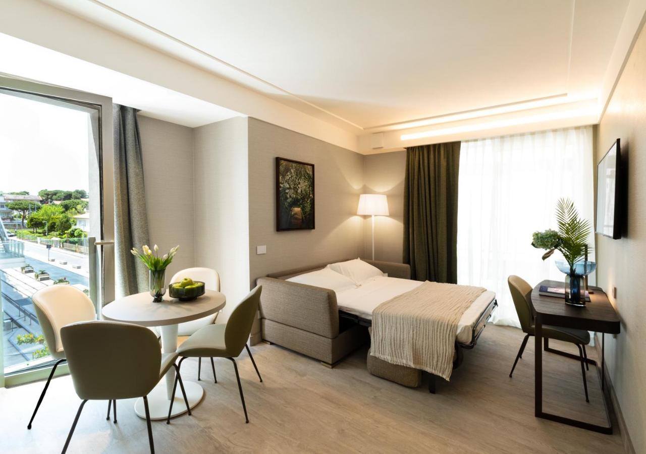 Ceccarini 9 Home Suite Home Riccione Exterior foto