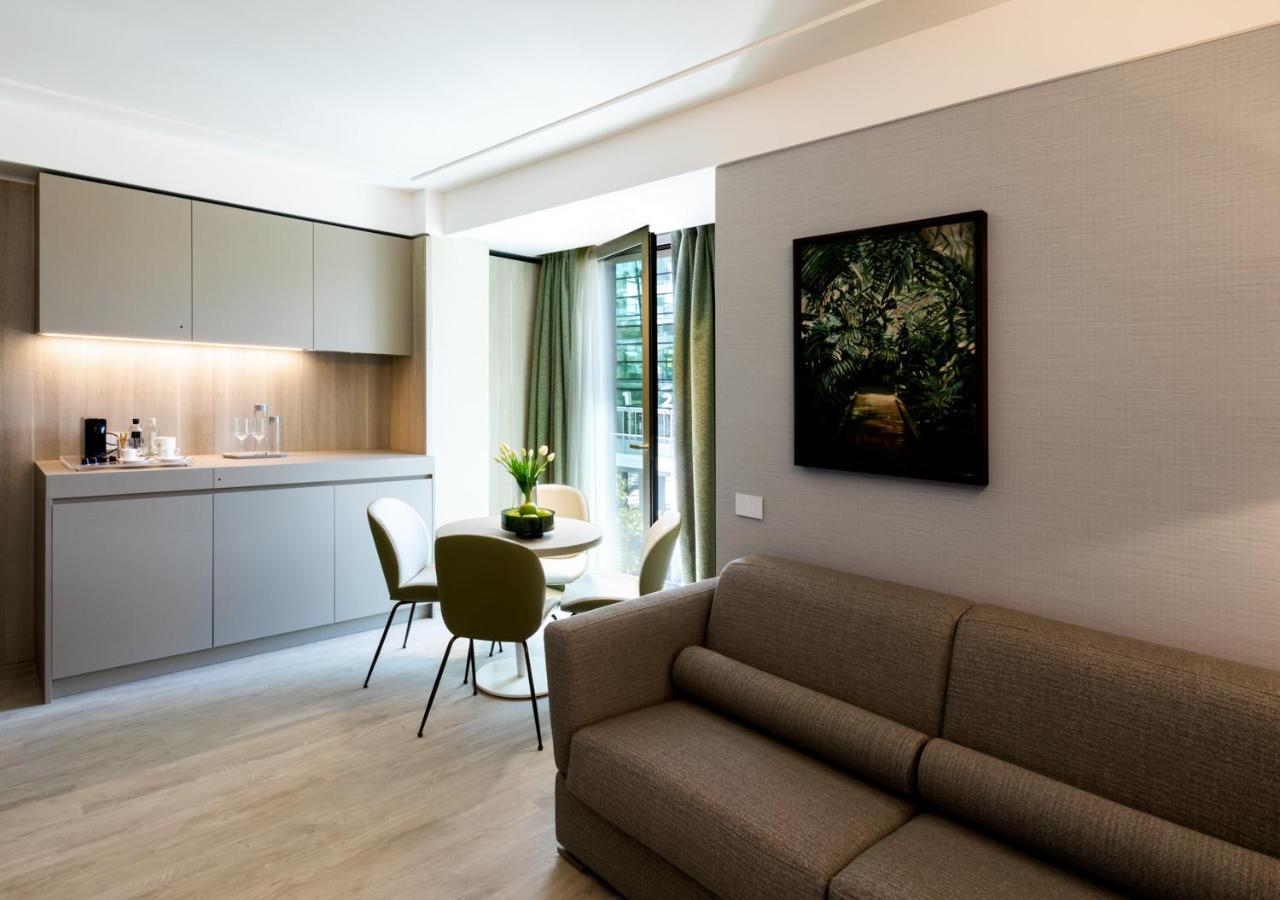 Ceccarini 9 Home Suite Home Riccione Exterior foto