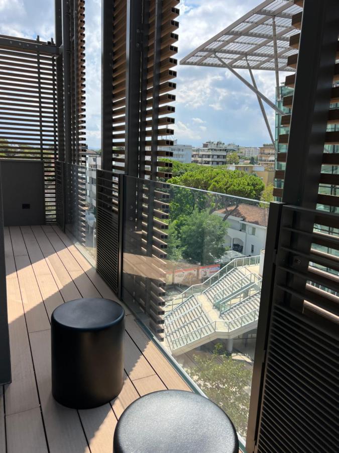 Ceccarini 9 Home Suite Home Riccione Exterior foto